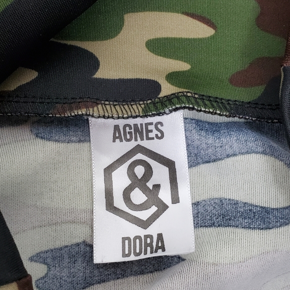 Agnes and Dora Camouflage hat size small - Picture 3 of 12
